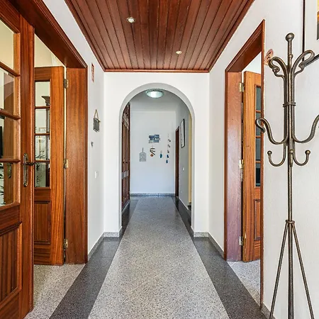 Chilling In Lagos | 5Br Villa With Private Pool